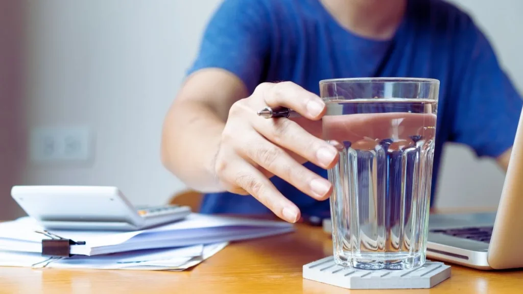 10 Genius Tips for a Calming Morning Routine You’ll Wish You Tried Sooner! 7 Drink a Glass of Water (Before Anything Else)