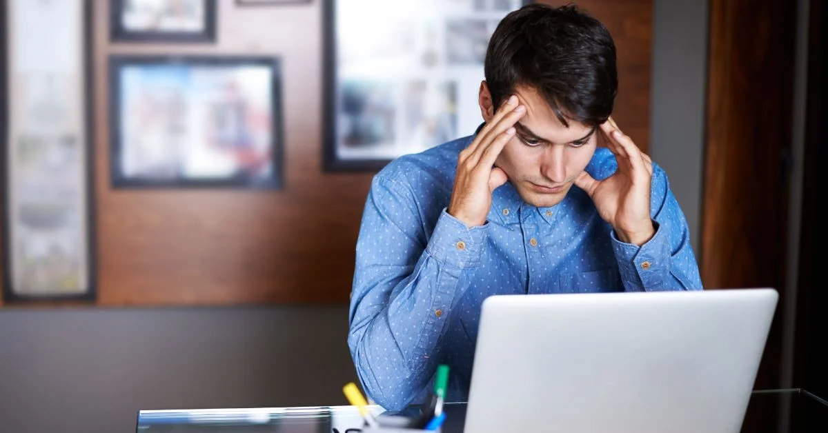 9 Money Traps That Keep the Middle Class Stuck No Matter How Hard They Work