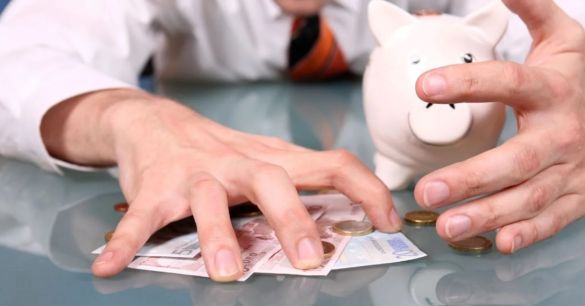 10 Money Saving Strategies the Middle Class Doesn’t Want You to Know