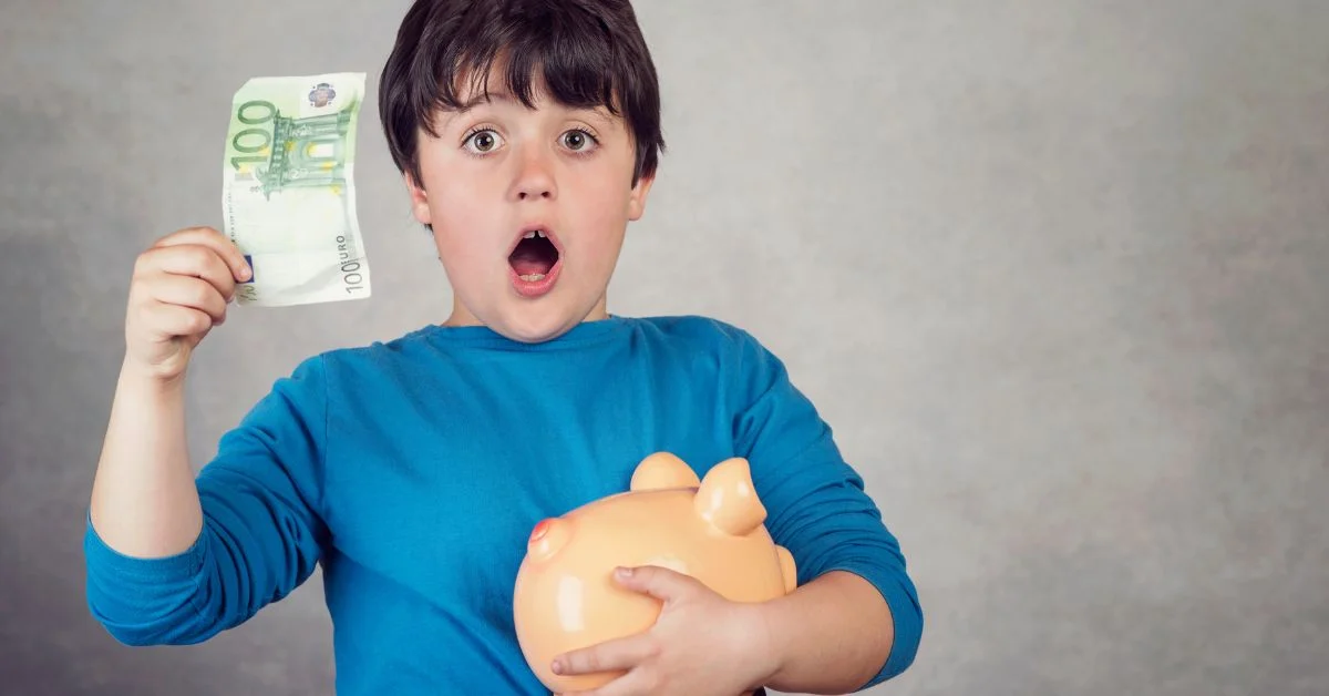 12 Frugal Habits to Save Money Every Month (Start Today)