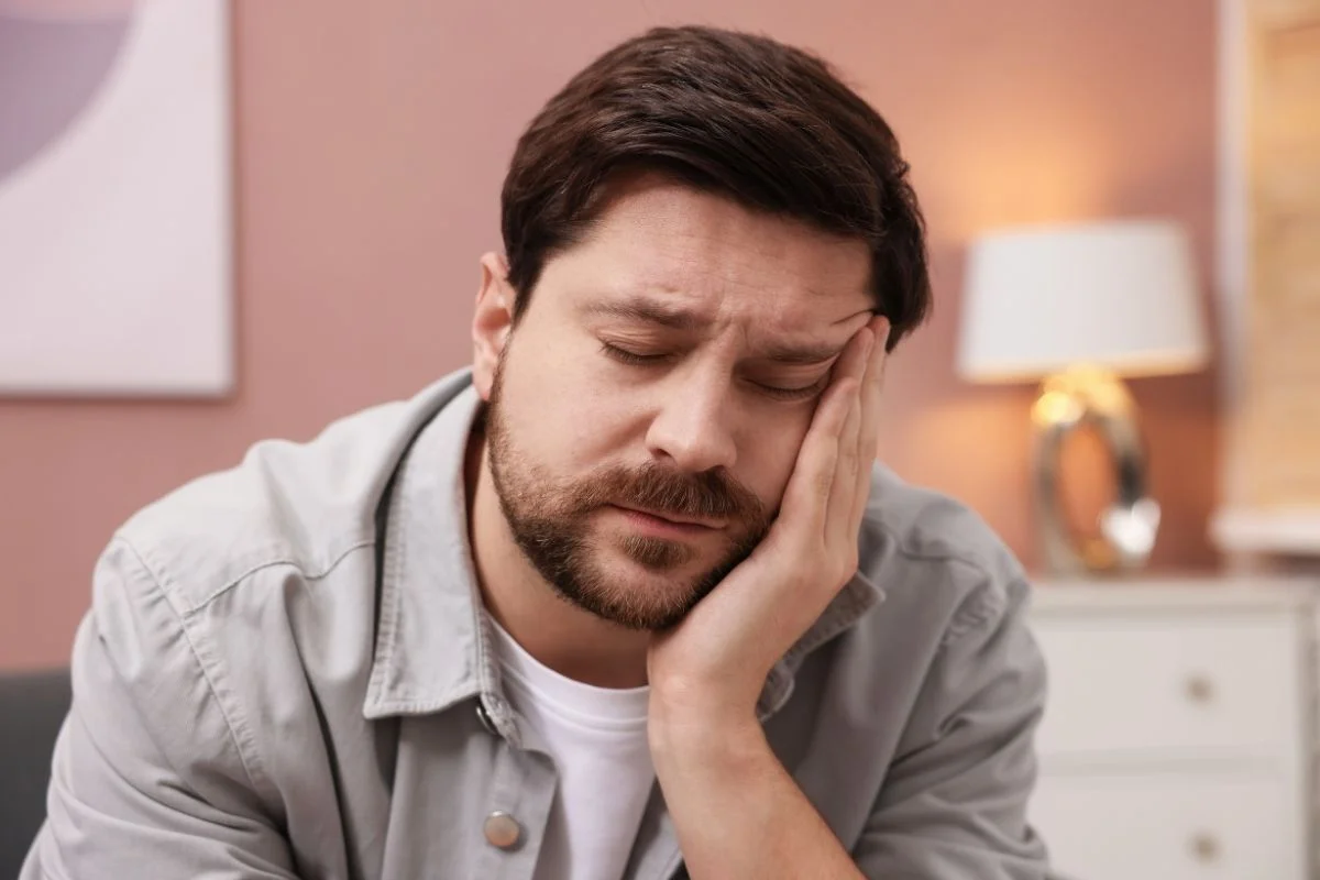 6 Hidden Reasons You Feel Unhappy Even When Life is Fine