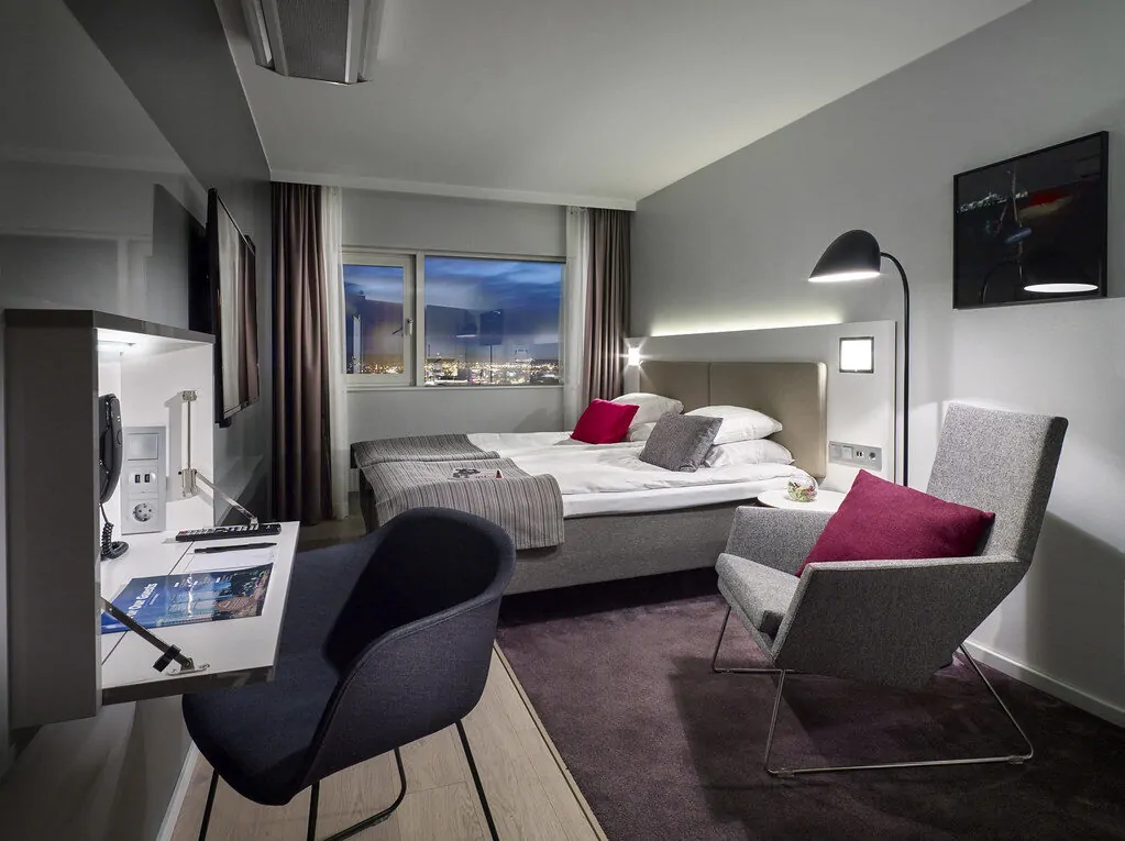 35+ Room Decor Ideas for Small Spaces That Feel Bigger 3 Small Room