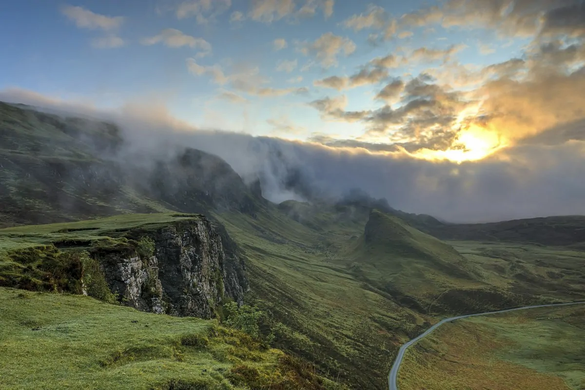 Am I Insecure Quiz: 10 Honest Questions That Reveal How You Truly See Yourself, Take It Now 1 Foggy mountain sunrise