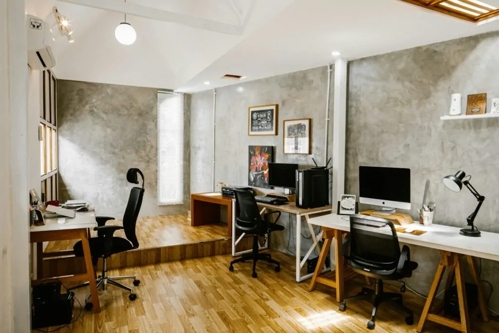 Am I Entrepreneurial Quiz: Answer 10 Fun Questions and Find Out If You Have the Spirit of a Startup Founder 1 Modern office space with desks and computers