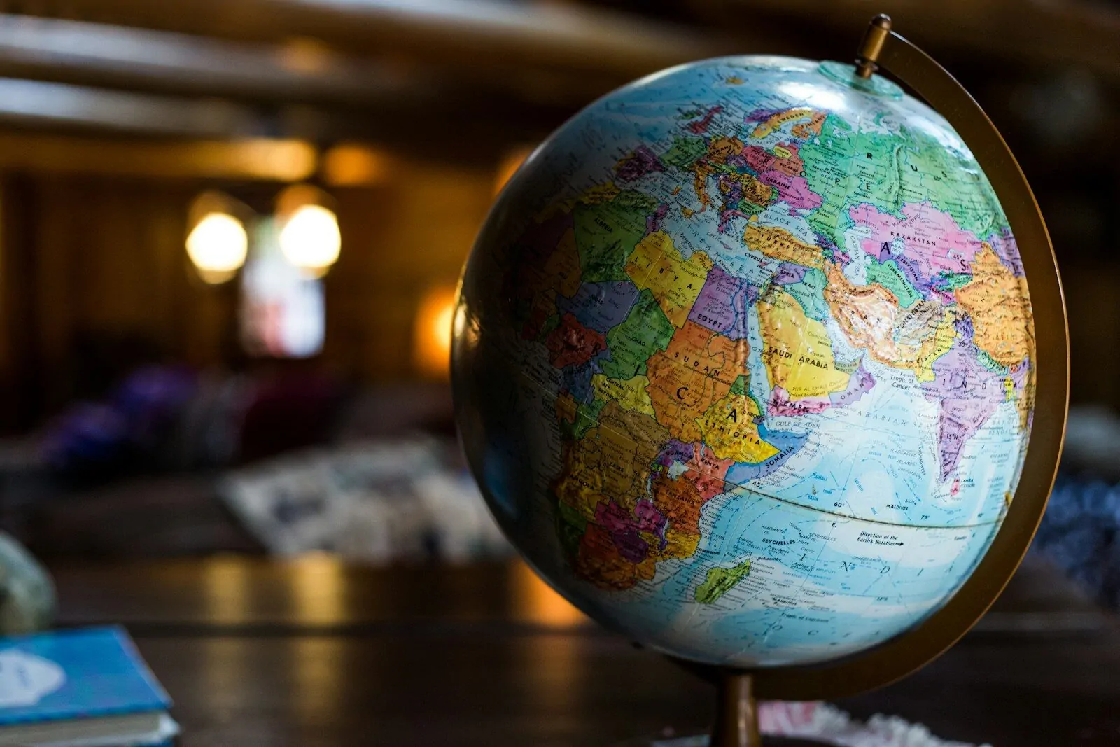 Can You Name the Countries That Start With E? I Only Knew Egypt and It Showed 1 Desk globe on table